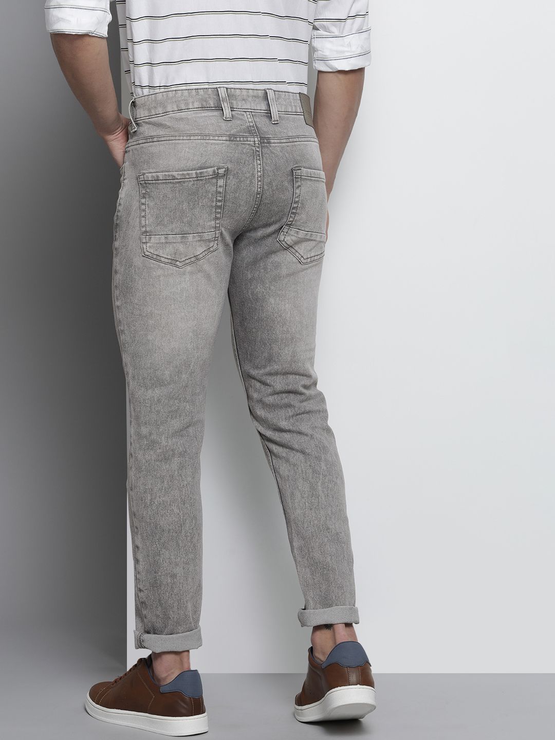 The Indian Garage Co Men Grey Slim Fit Light Fade Stretchable Jeans