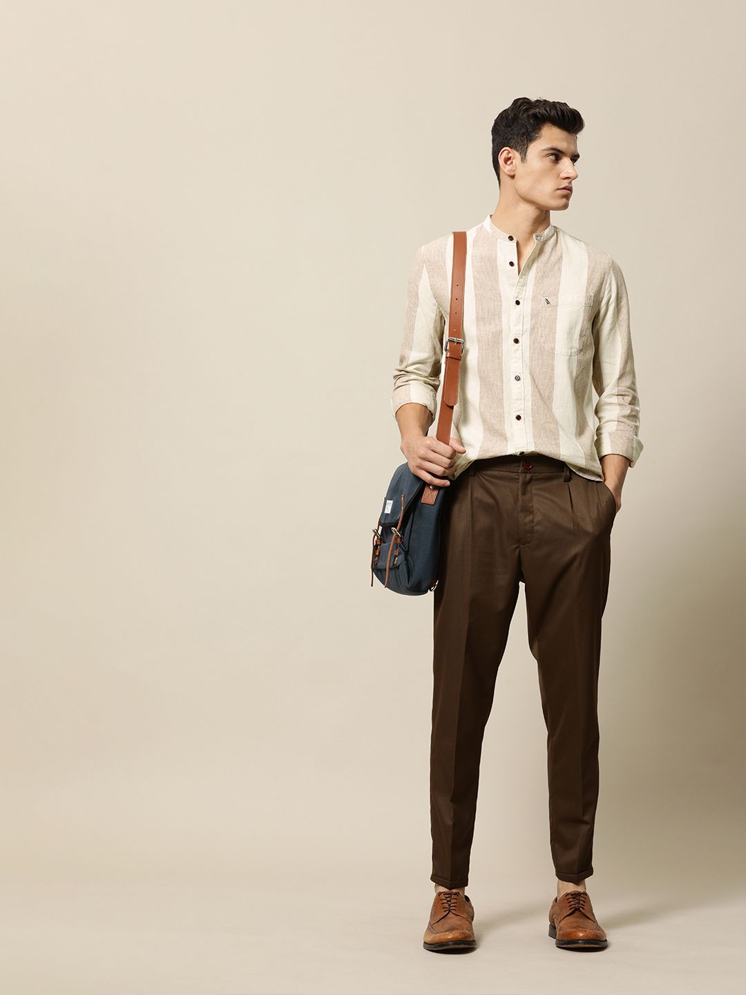 Mr Bowerbird Men Brown & Off White Tailored Fit Striped Cotton Linen Casual Shirt
