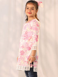VASTRAMAY Girls Floral Printed Pure Cotton Kurta