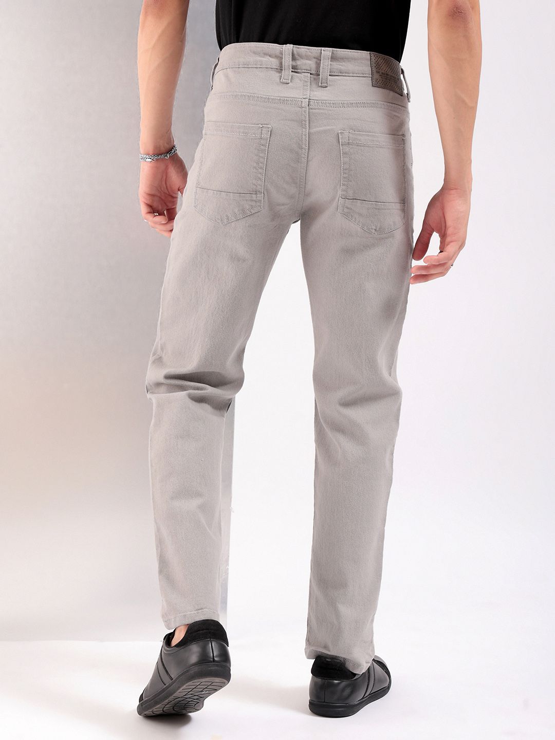 The Indian Garage Co Men Grey Slim Fit Mid-Rise Clean Look Jeans