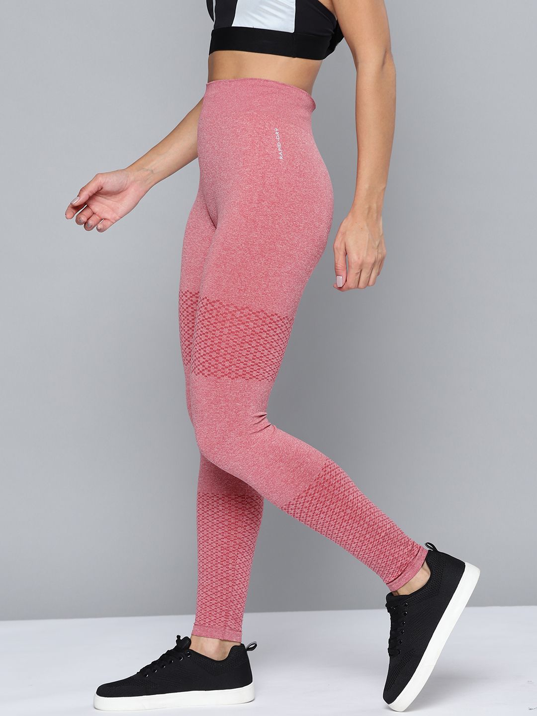 HRX by Hrithik Roshan Women Mauve Solid Rapid Dry Seamless Yoga Tights