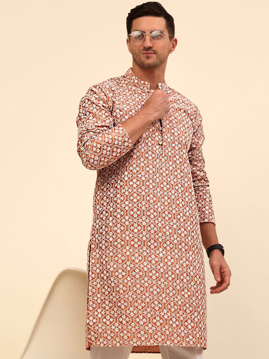 Anouk Peach Floral Embroidered Regular Chikankari Kurta with Pyjama