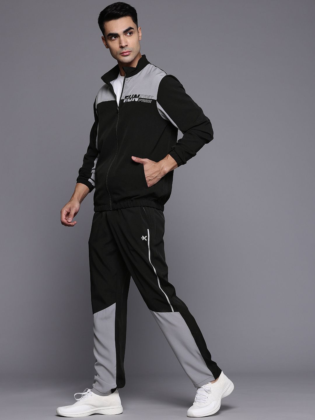 HRX oleh Hrithik Roshan Rapid-Dry Colourblock Running Tracksuit
