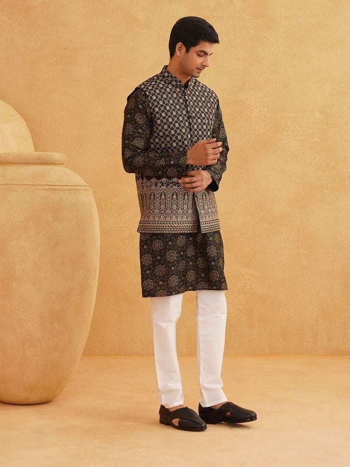SOJANYA Floral Printed Mandarin Collar Kurta With Churidar And Nehru Jacket