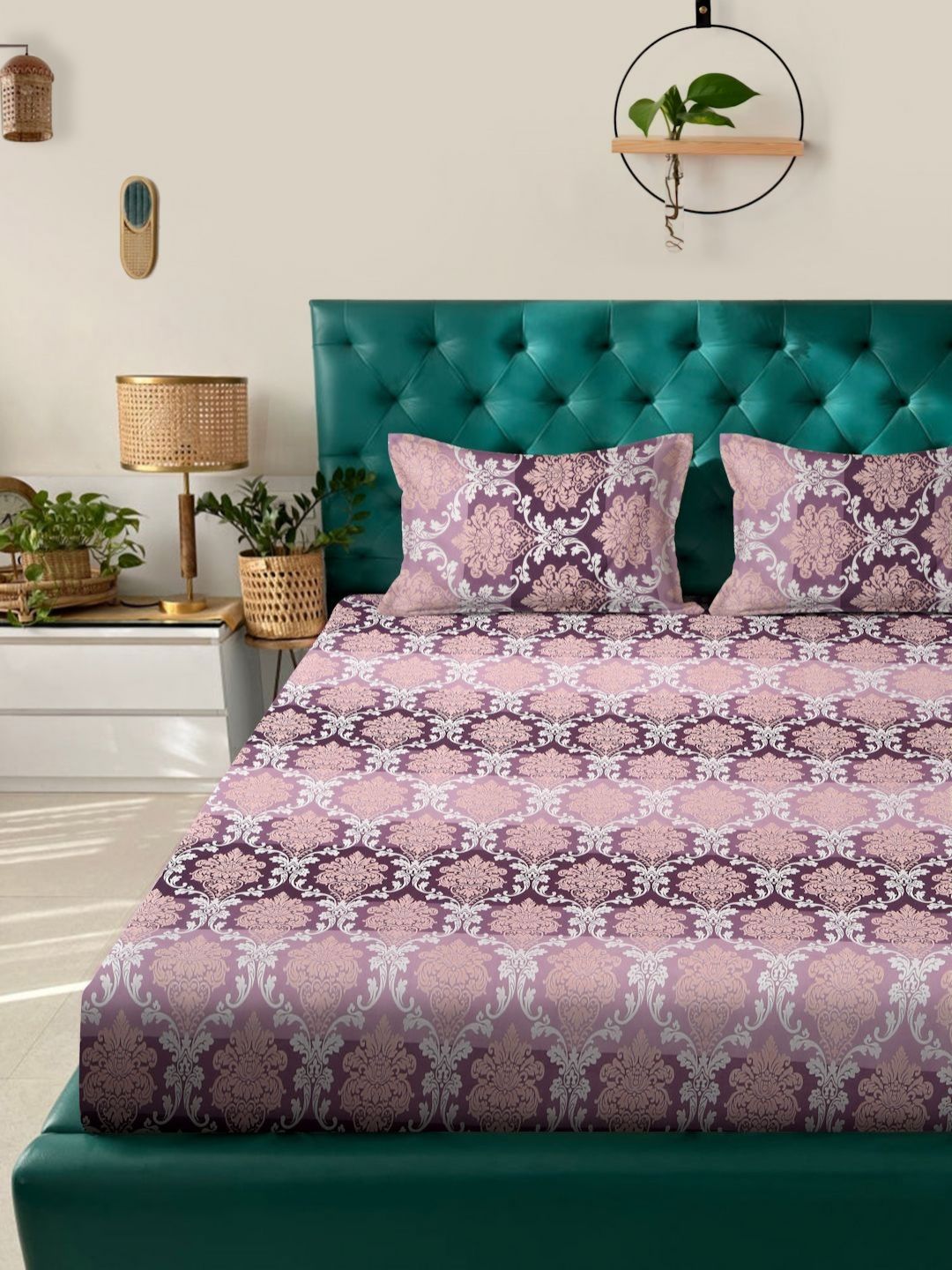 Myntra Elegant Homes Ungu & Putih Bercetak Set Cadar King 300 TC 2.50 m x 2.25 m