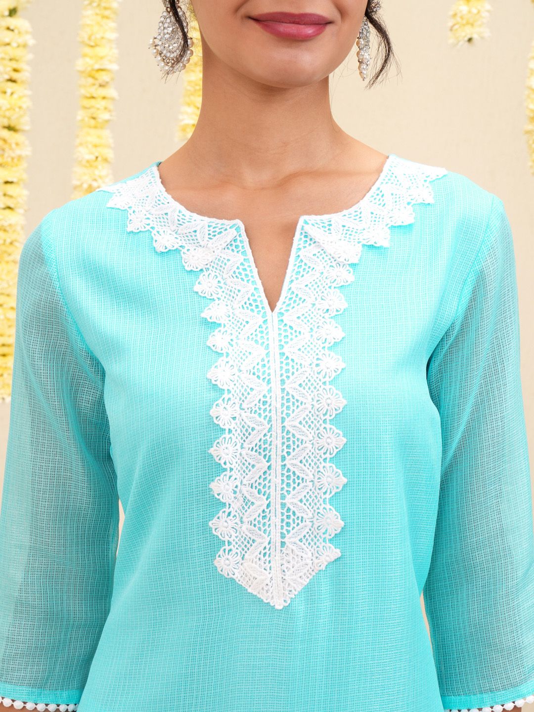 Vishudh Floral Embroidered Notch Neck Straight Kurta