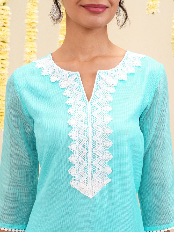 Vishudh Floral Embroidered Notch Neck Straight Kurta