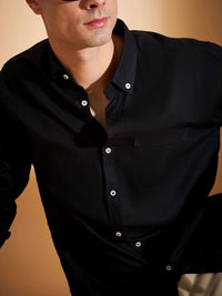 DENNISON Men Smart Fit Solid Button-Down Collar Cotton Casual Shirt