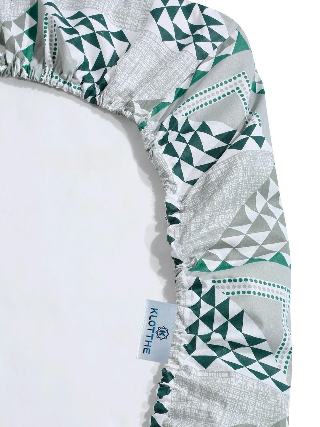 KLOTTHE Green Geometirc Printed Fitted 400 TC Cotton King Bedsheet & 2 Pillow Covers