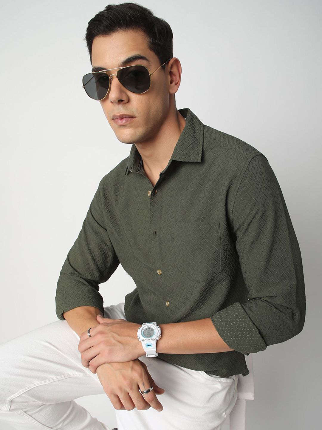 VASTRADO Men Classic Spread Collar Micro Ditsy Printed Slim Fit Casual Shirt
