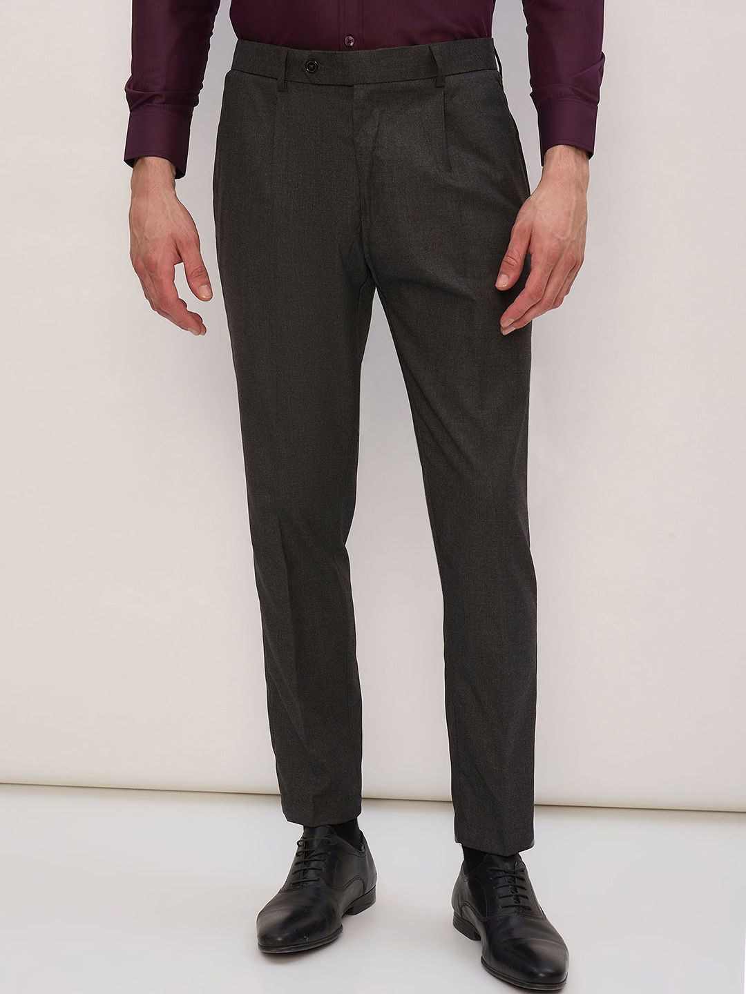 DENNISON Men Smart Tapered Fit Pleated Trousers