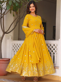 KALINI Women Floral Embroidered Regular Kurta with Trousers & With Dupatta