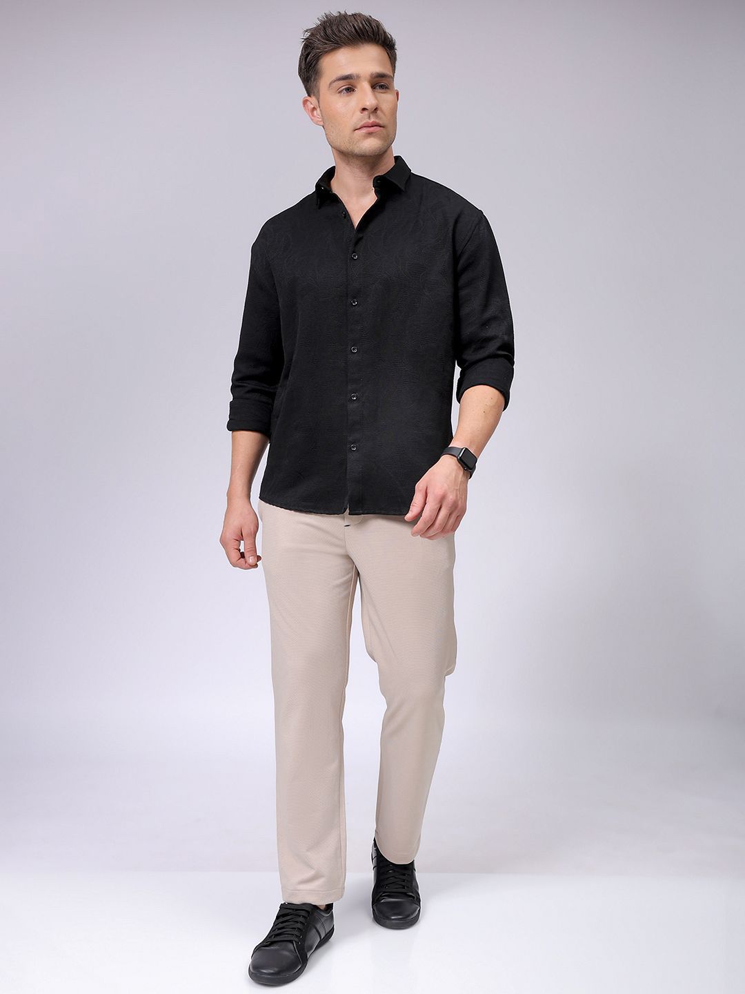 The Indian Garage Co Men Relaxed Fit Dobby Textured Resortwear Shirt