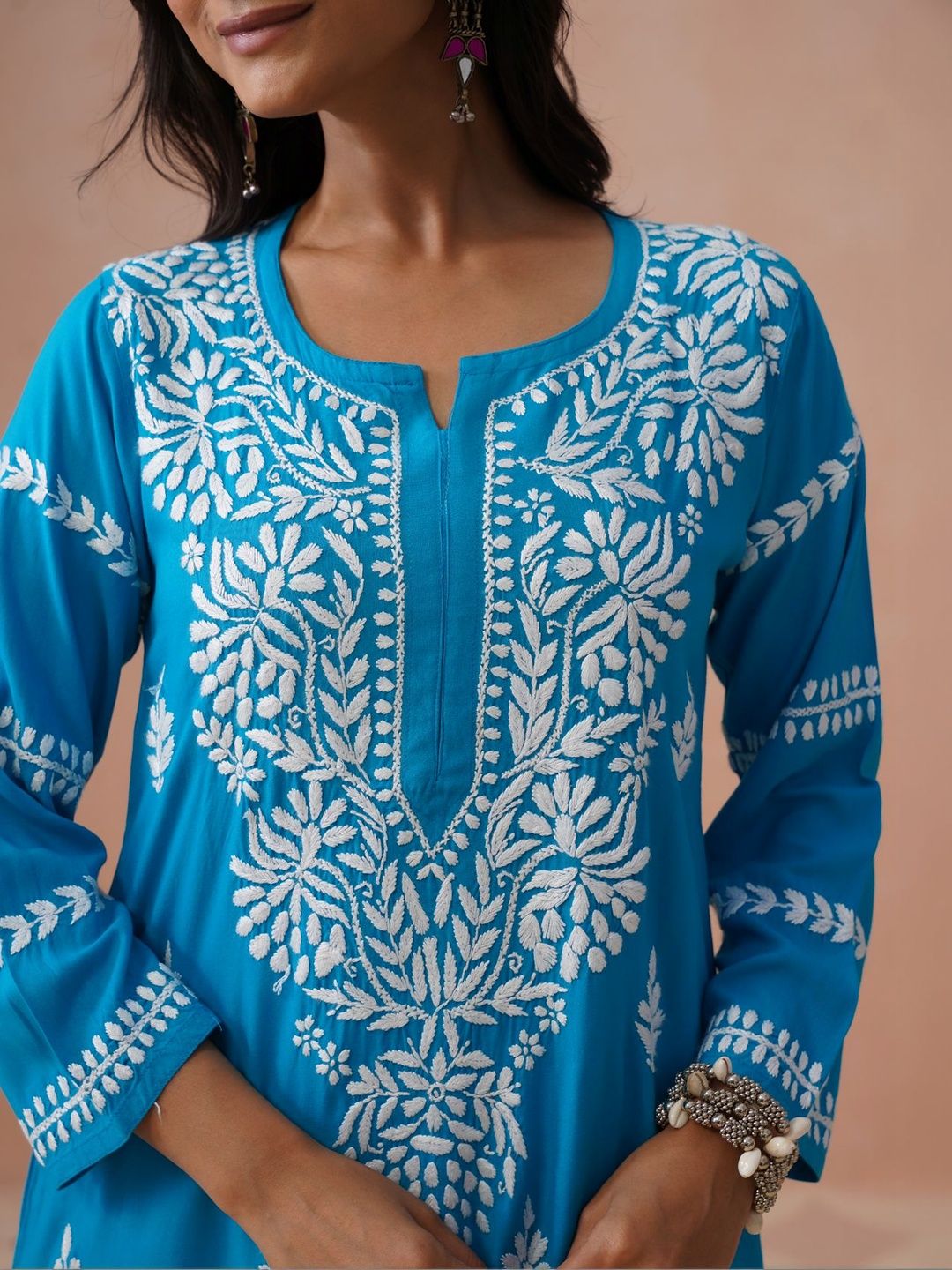 House of Chikankari Women Embroidered Chikankari Kurta