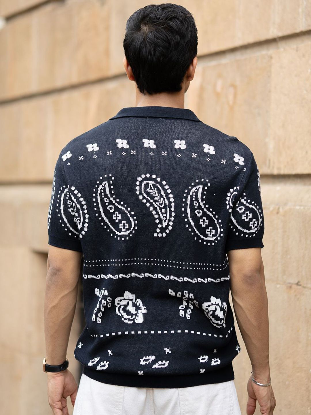Powerlook Men Navy Paisley Jacquard Knit T-Shirt