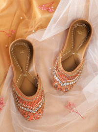 House of Pataudi Embellished With Ethnic Motif Mojaris