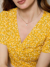 Berrylush Women Floral Printed V-Neck Top