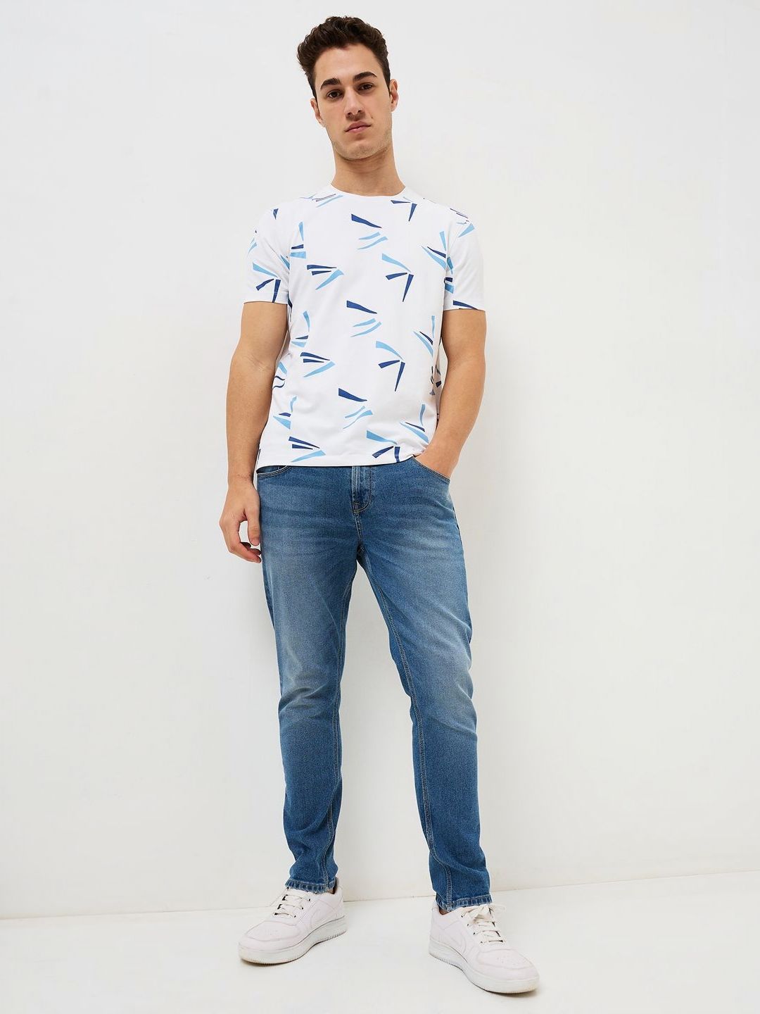 SPYKAR Men Abstract Printed Round Neck Cotton Slim Fit T-shirt