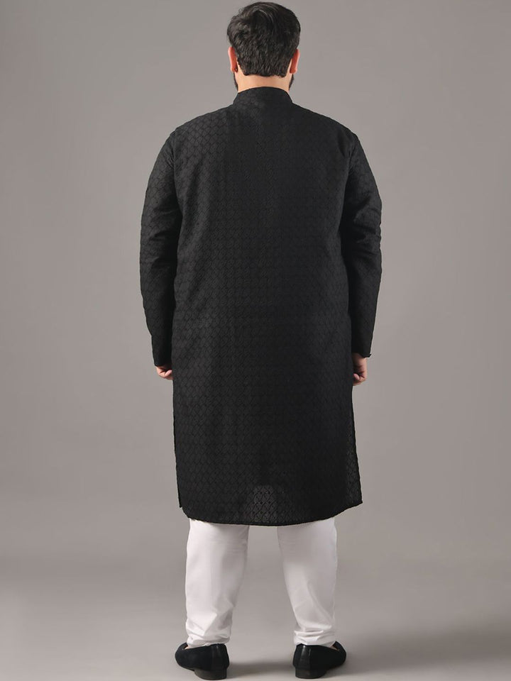 SOJANYA PLUS Plus Size Men Ethnic Motifs Embroidered Pure Cotton Kurta With Pyjamas