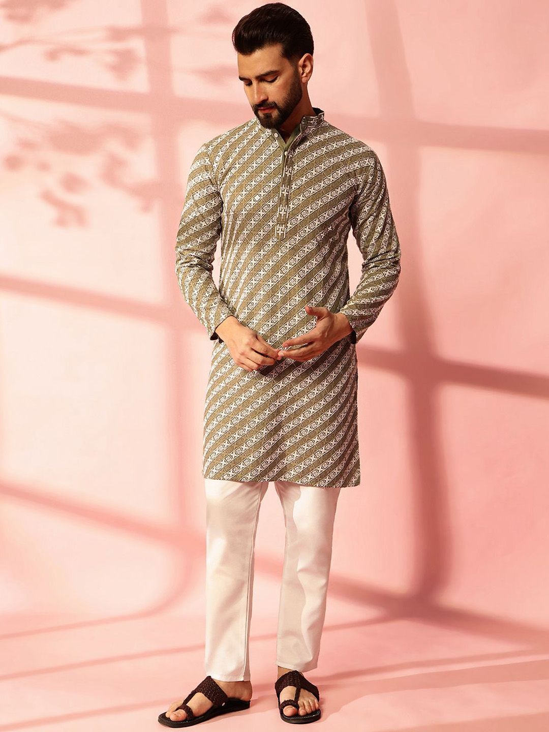 Anouk Men Embroidered Regular Sequinned Pure Cotton Kurta with Pyjamas