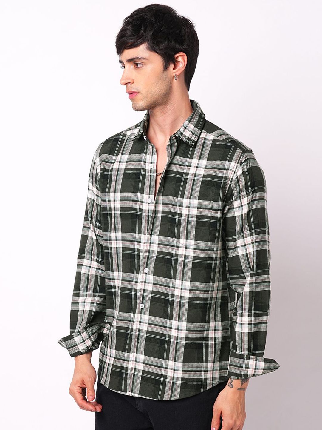 VASTRADO Men Classic Slim Fit Tartan Checked Spread Collar Cotton Casual Shirt