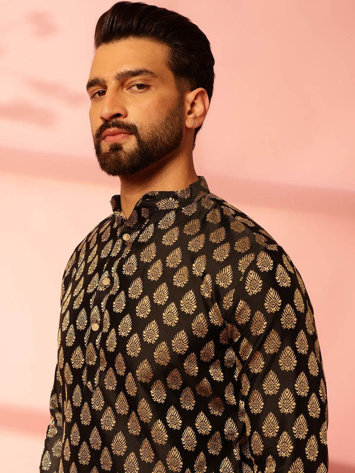 Anouk Ethnic Motifs Woven Design Jacquard Silk Straight Kurta