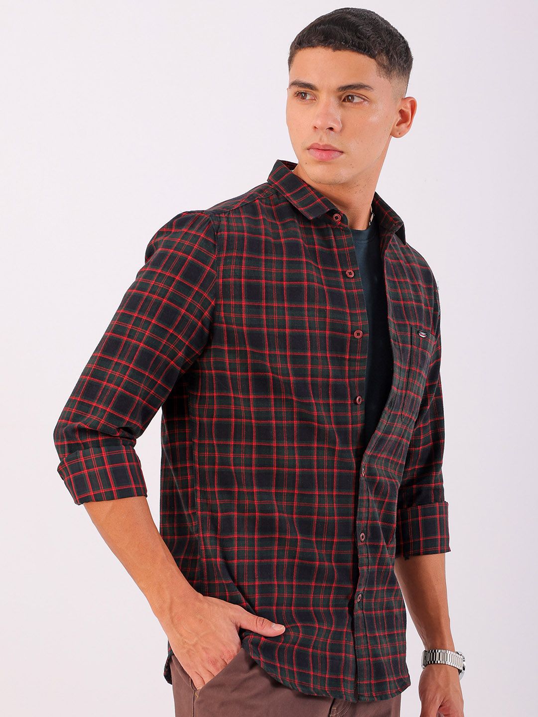 The Indian Garage Co Men Spread Collar Checked Cotton Slim Fit Casual Shirt