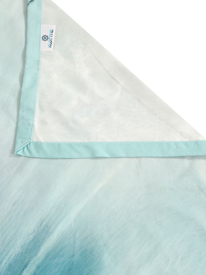 KLOTTHE Biru & Merah Bercetak Bunga Flat 300 TC Cadar Super King Dengan 2 Sarung Bantal