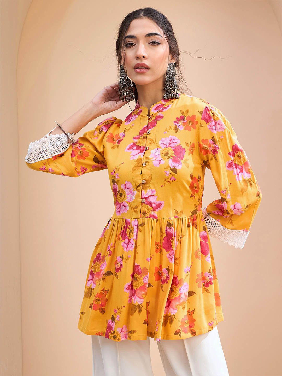 Shae by SASSAFRAS Floral Printed Shirt Collar Pleated Kurti