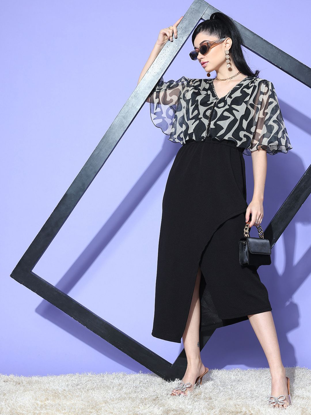 Antheaa Printed Flared Sleeve A-Line Midi Dress