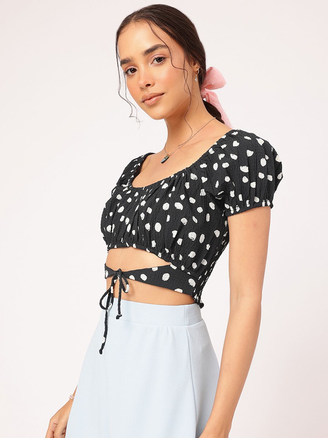 DressBerry Tie-Up Chic Seersucker Crop Top