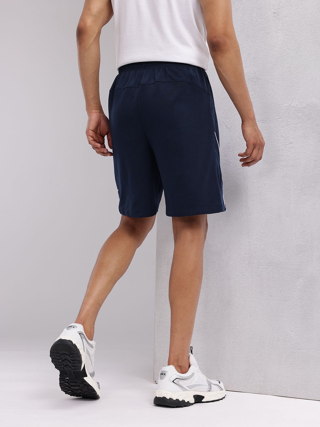 HRX by Hrithik Roshan Men Contrast Piping Detail Shorts
