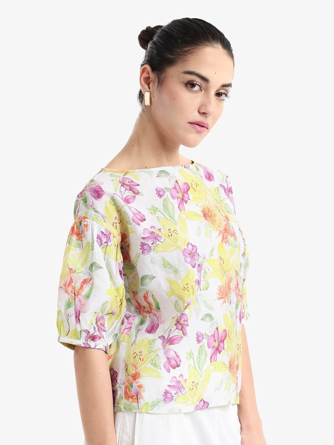 RAREISM Floral Print Puff Sleeve Styled Back Top