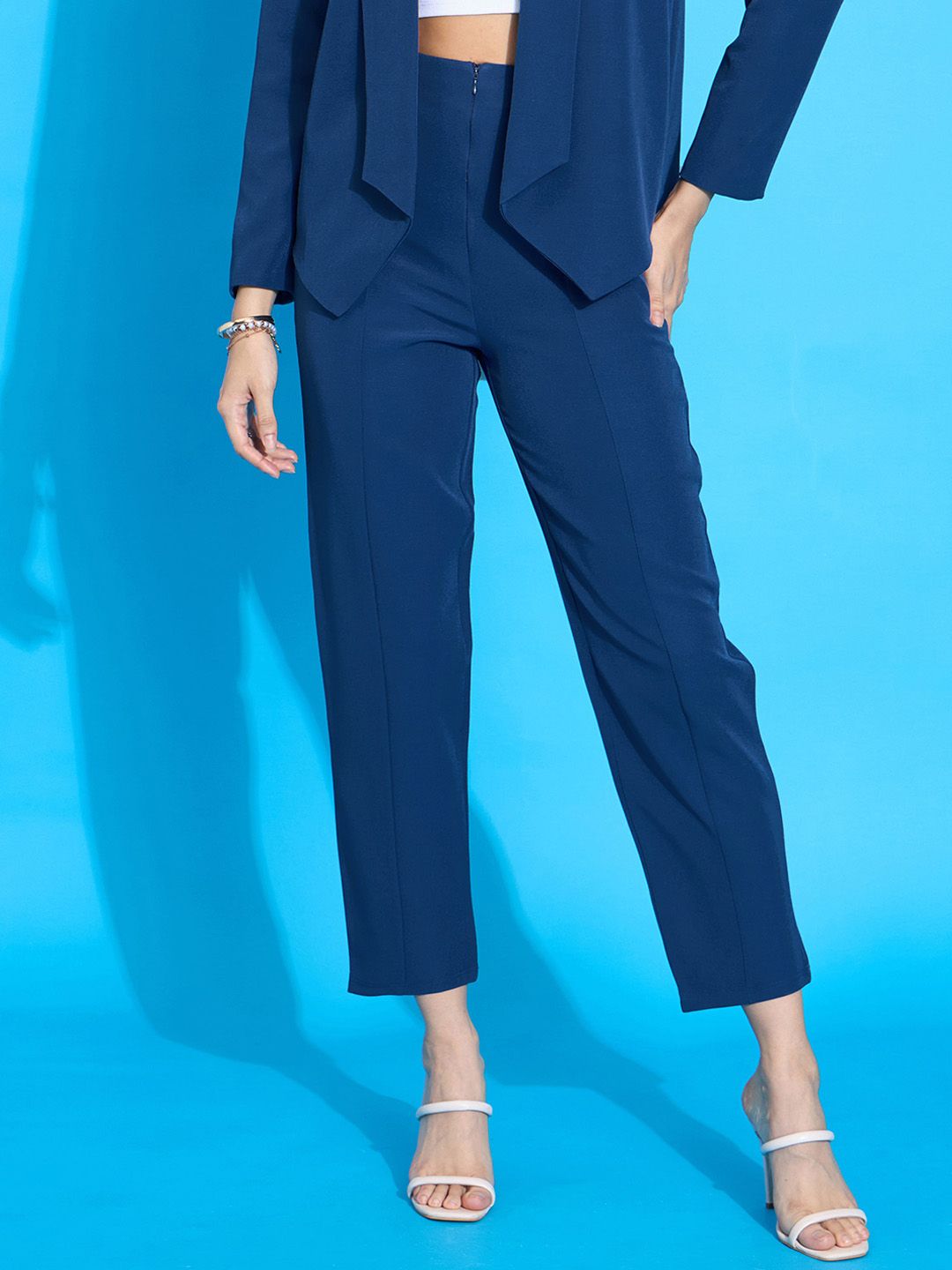 SASSAFRAS worklyf Women Regular Fit High-Rise Trousers