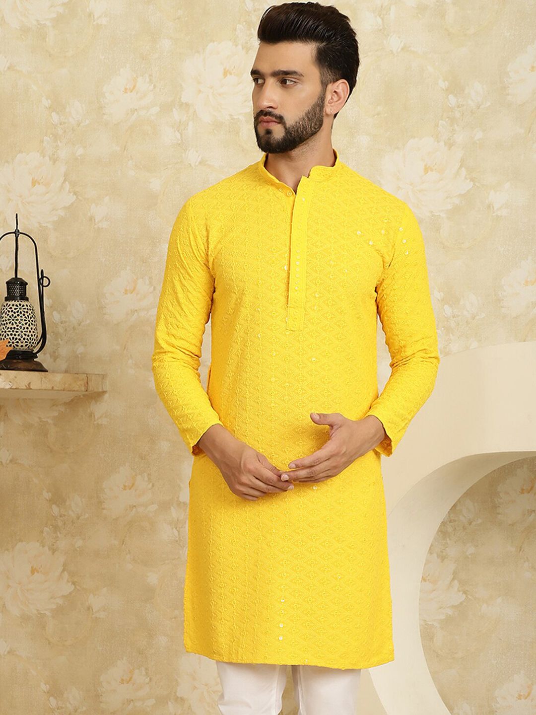 SOJANYA Embroidered Pure Cotton Kurta