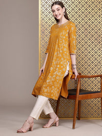 House of Pataudi Floral Printed Thread Work Detail Jashn Kurta