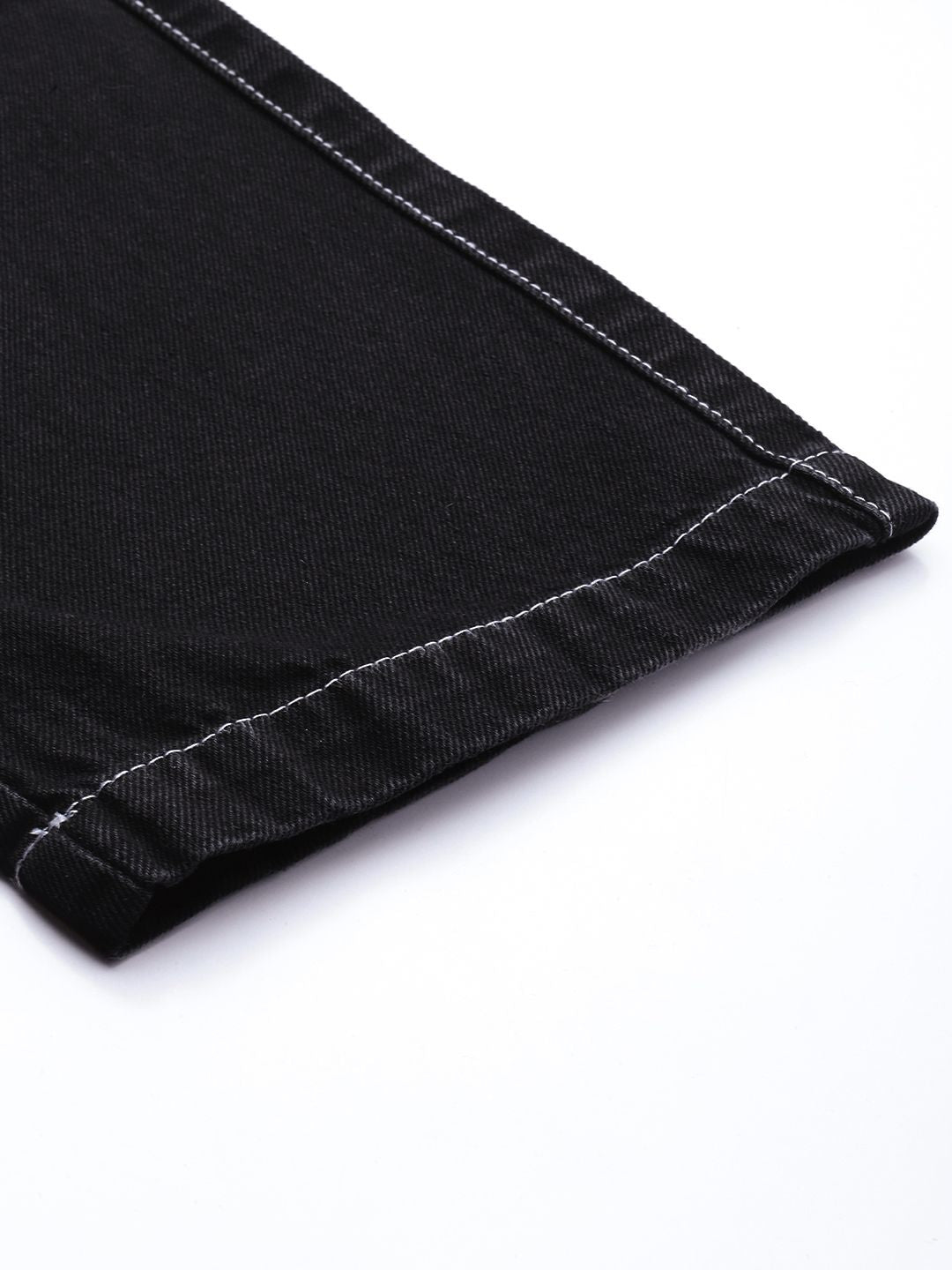 Bene Kleed Men Mid-Rise Relaxed Fit Cargo Jeans with Contrast Stitch