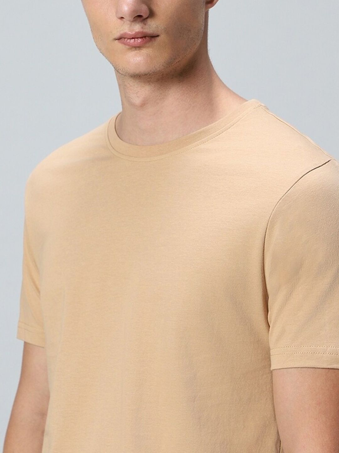 Bewakoof Round Neck Cotton T-shirt