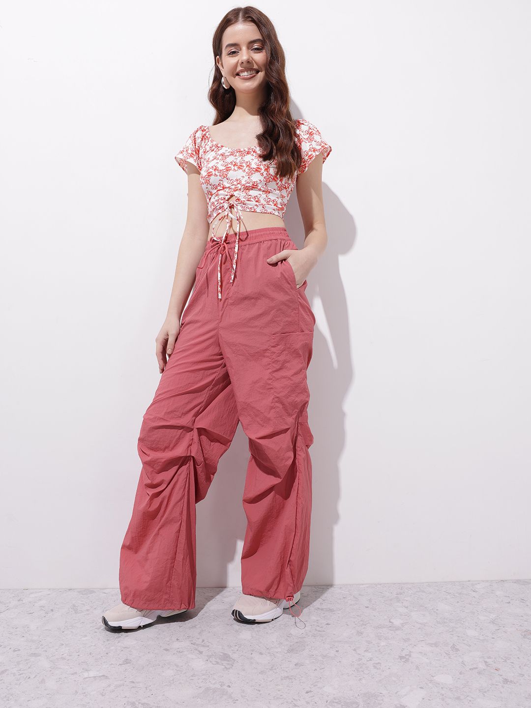 DressBerry Always Blooming Floral Tie & Cinch Crop Top