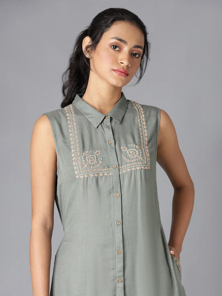 W Green & White Floral Embroidered Shirt Midi Dress
