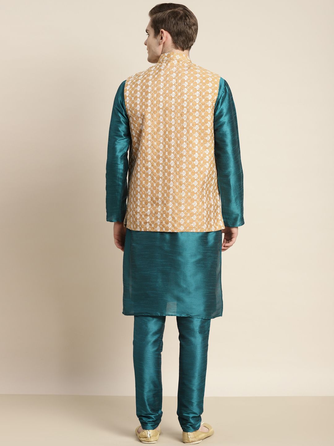 SOJANYA Men Teal Ethnic Motifs Embroidered Thread Work Kurta with Churidar