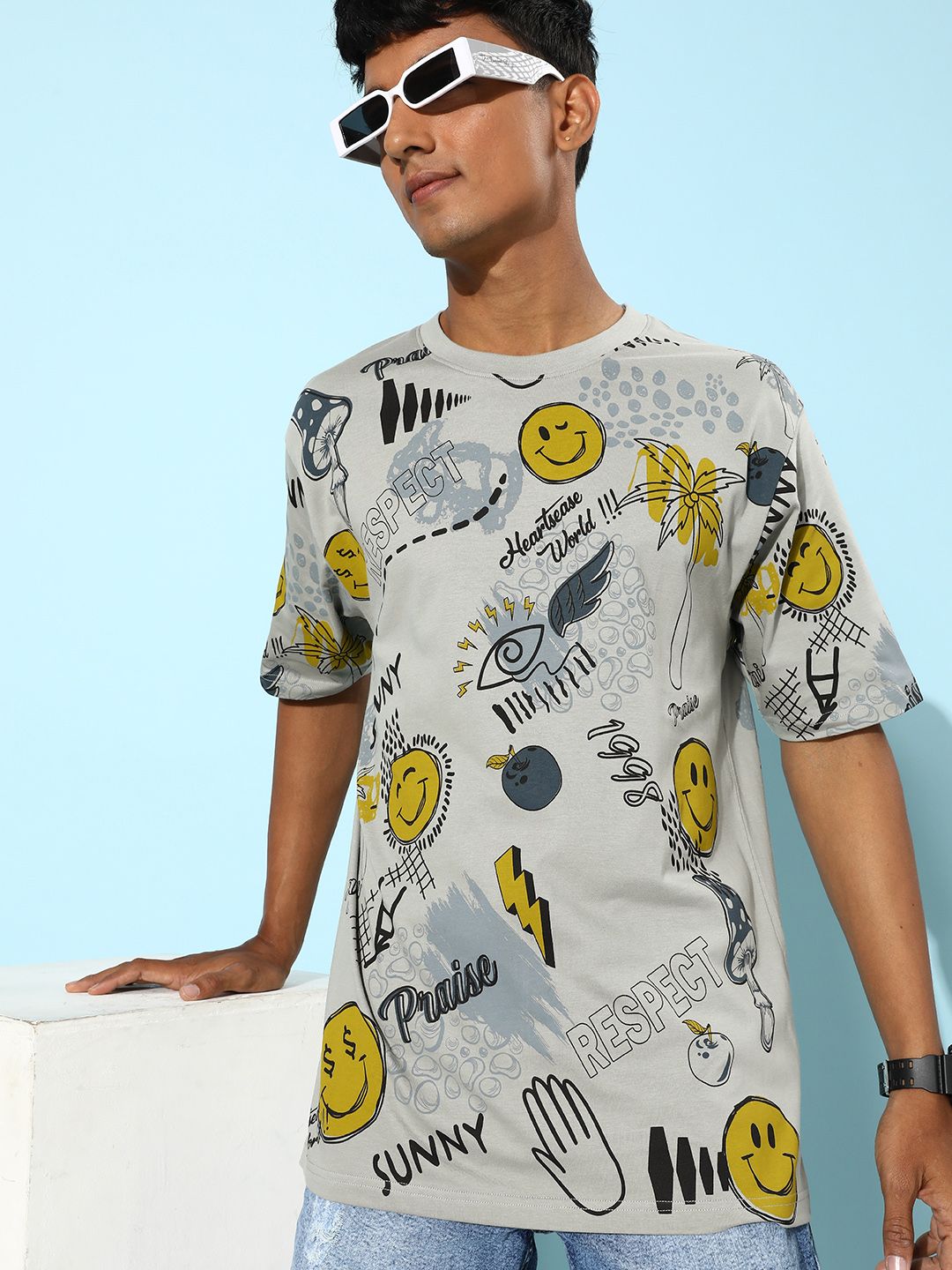 Difference of Opinion Men Printed Pure Cotton Oversize T-shirt