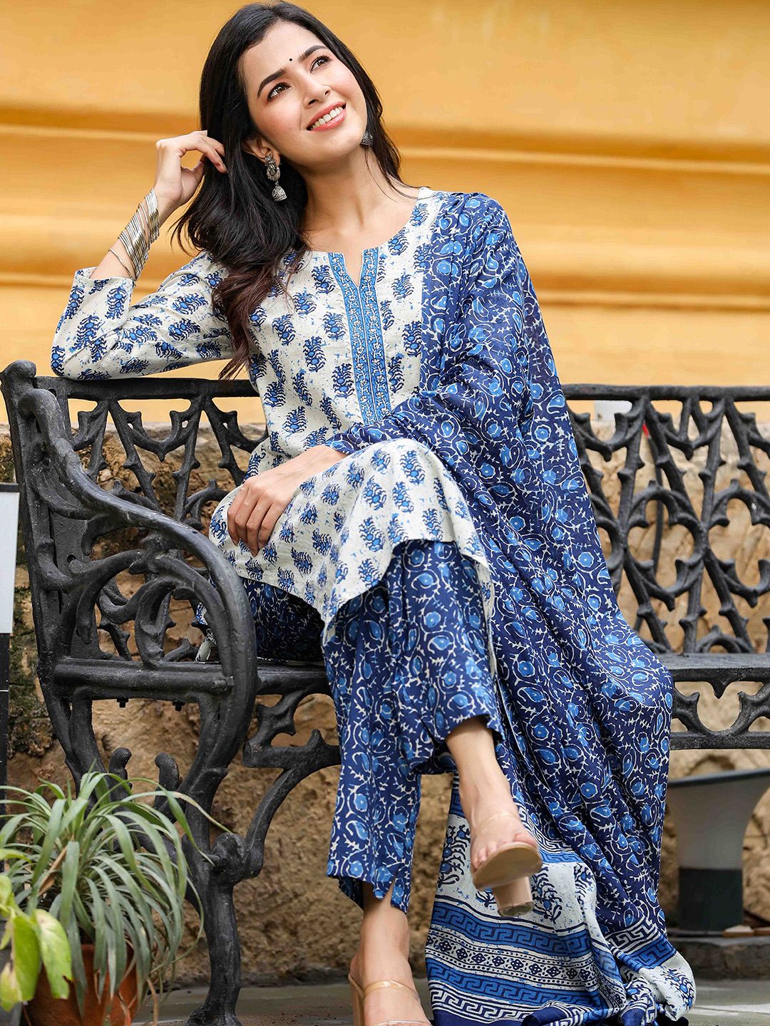KALINI Floral Printed Gotta Patti Kurta & Trousers With Dupatta