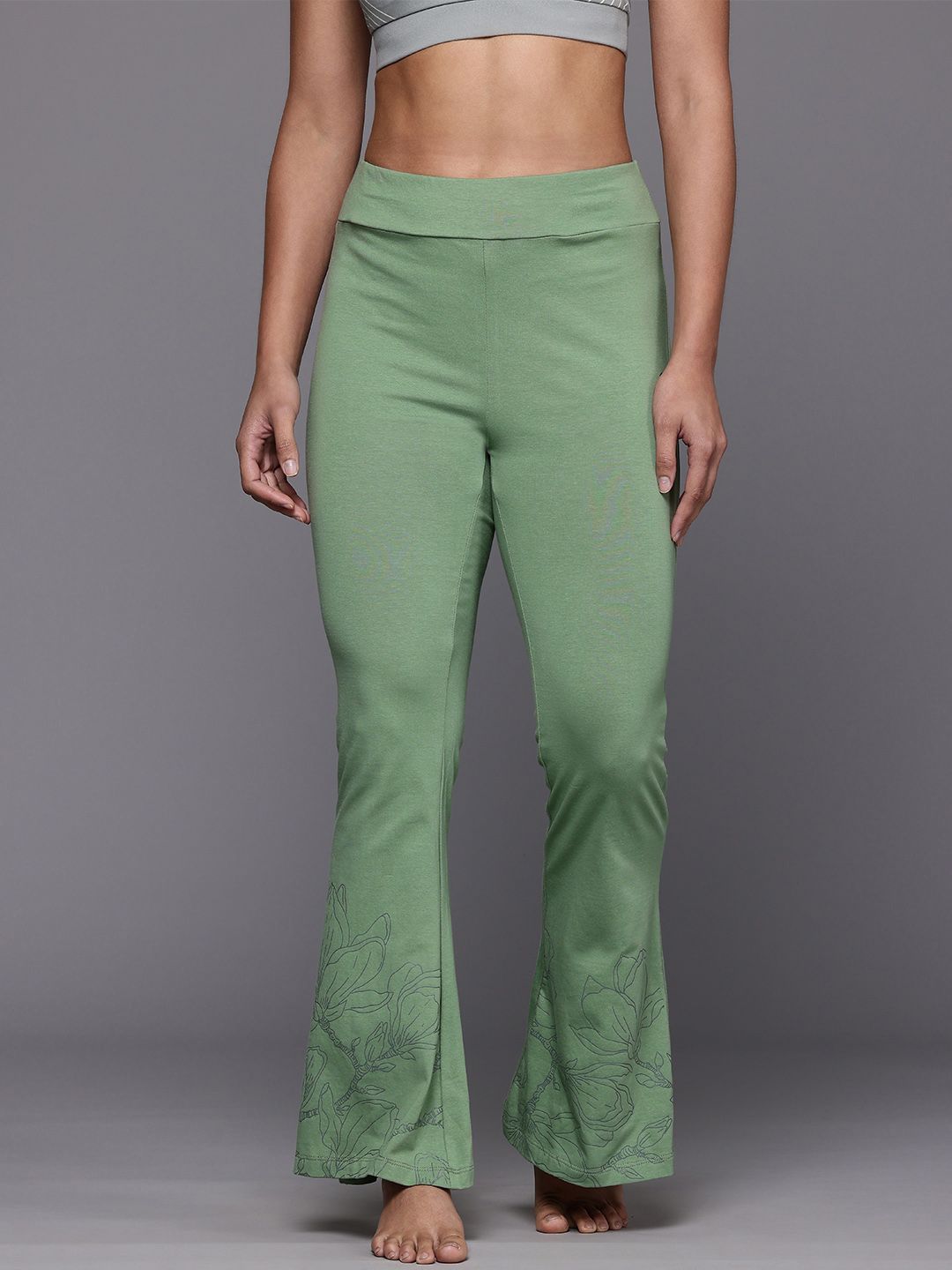 HRX by Hrithik Roshan Women Printed Bootcut Yoga Tights
