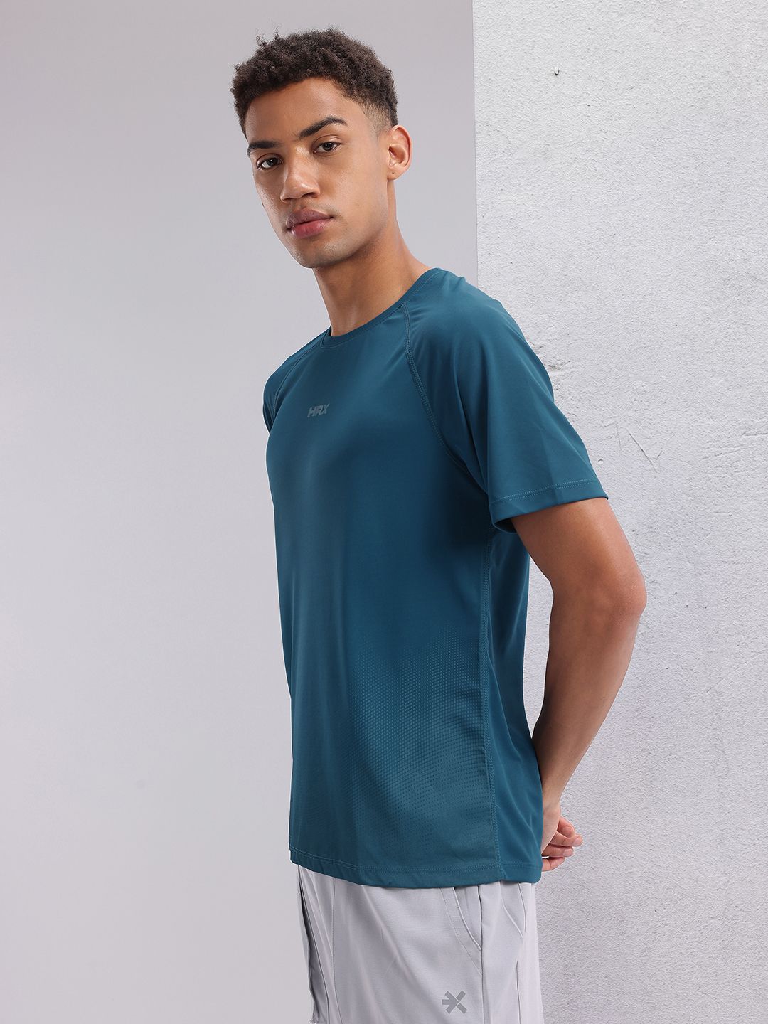 HRX by Hrithik Roshan Raglan Sleeves Rapid-Dry Training T-shirt