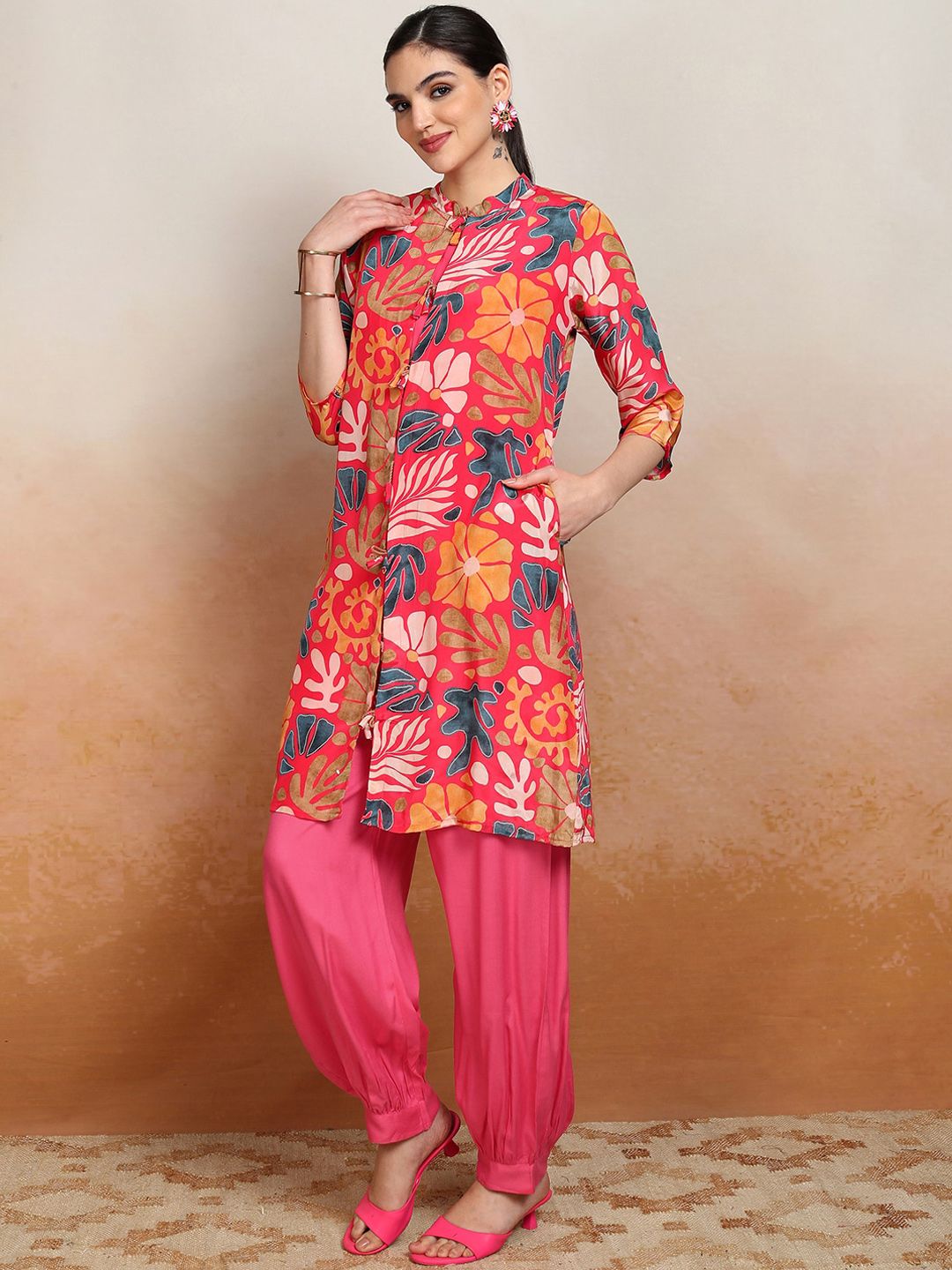 Vishudh Women Printed Crop Top & Pant with Jacket Co-Ord Set