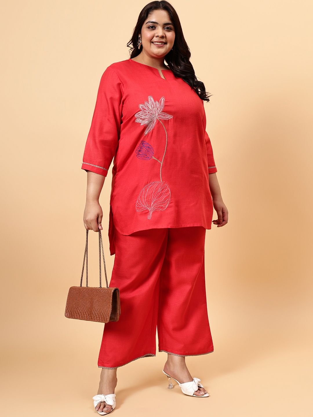 Bani Embroidered Round-Neck Tunic With Flared Trousers Co-Ords