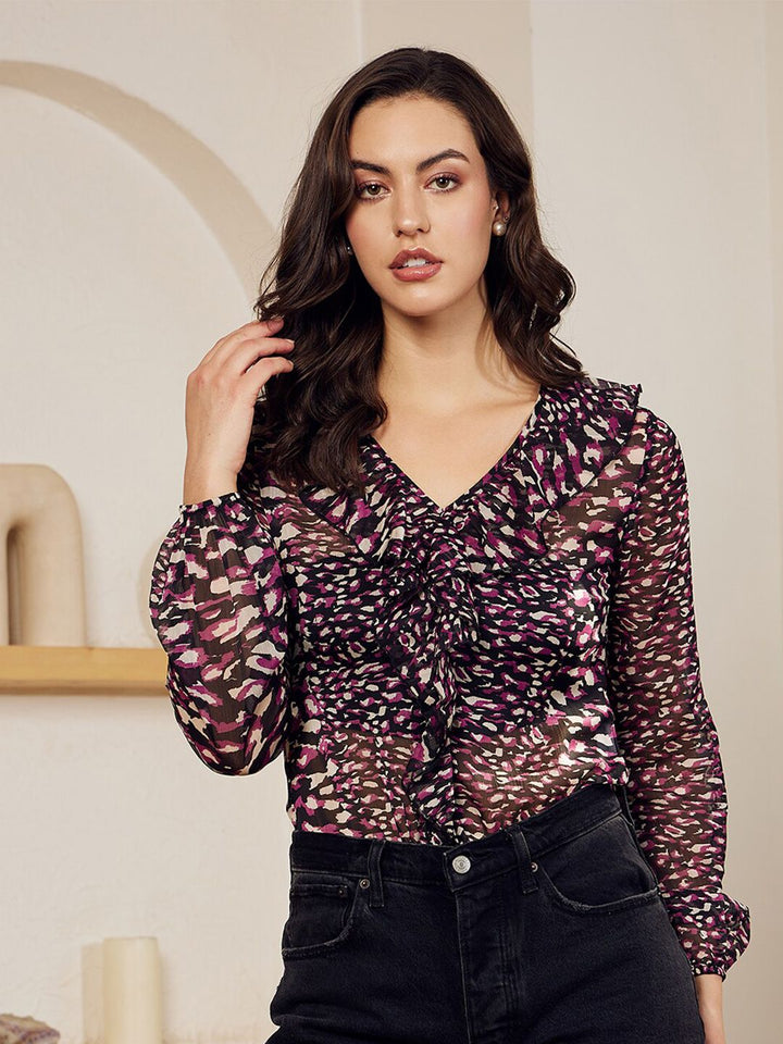 Berrylush Black Animal Printed V-Neck Puff Sleeves Ruffles Top