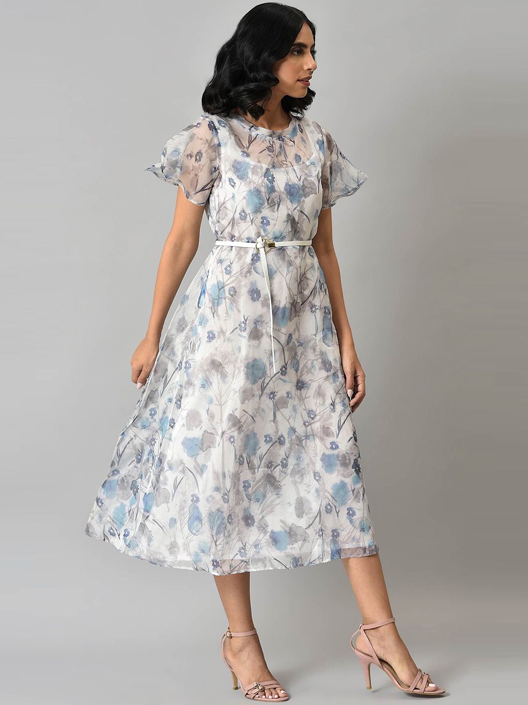 W Women Off- White & Grey Abstract Printed A-Line Ethnic Dress