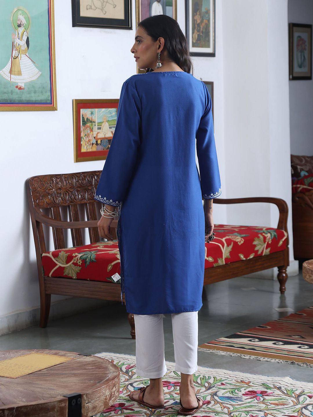 House of Chikankari Women Blue Cotton Aari Embroidered Kurta